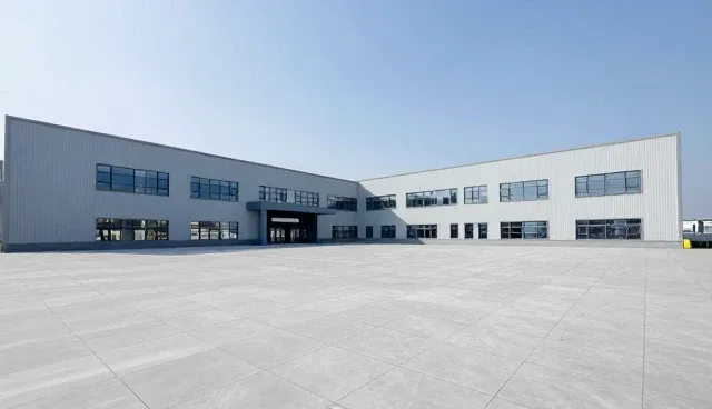 电商代运营中适用边界探讨:自建团队与外包模式的取舍